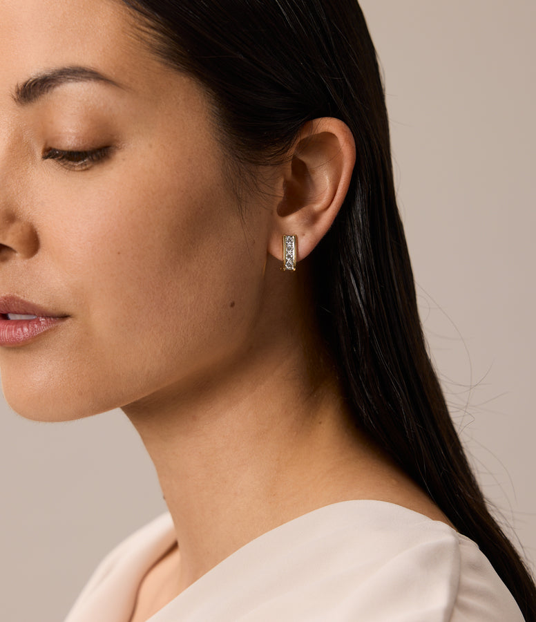 DIAMOND BARRE EARRINGS