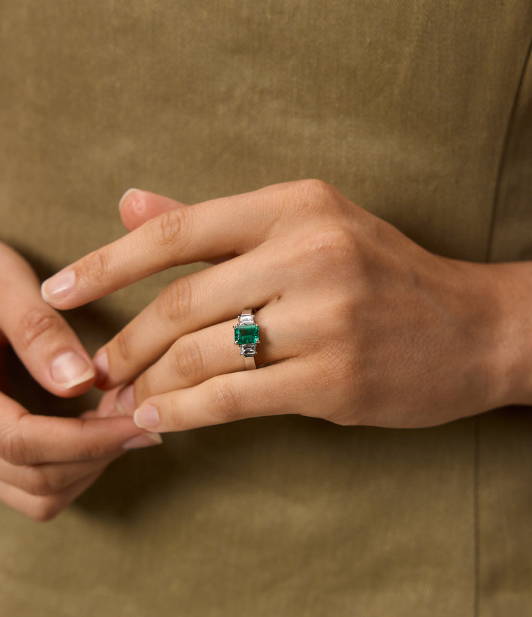 CLARA RING