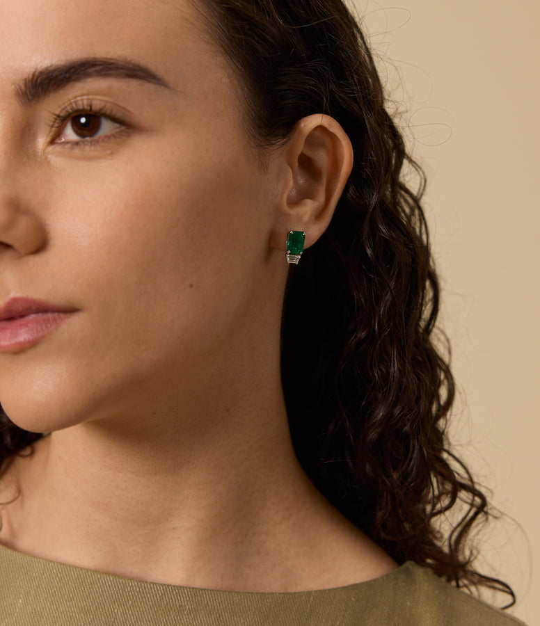 EMERALD AND DIAMOND EARRINGS