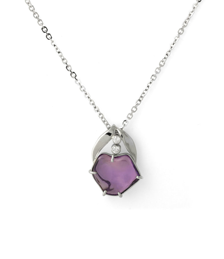 APPLE NECKLACE