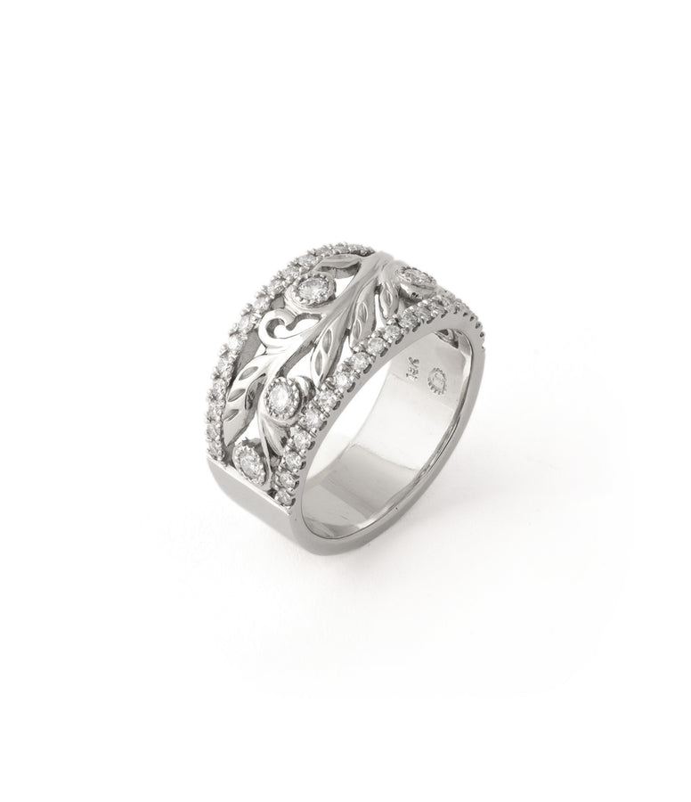 DIAMOND FILIGREE RING