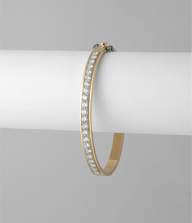 DIAMOND BANGLE BRACELET