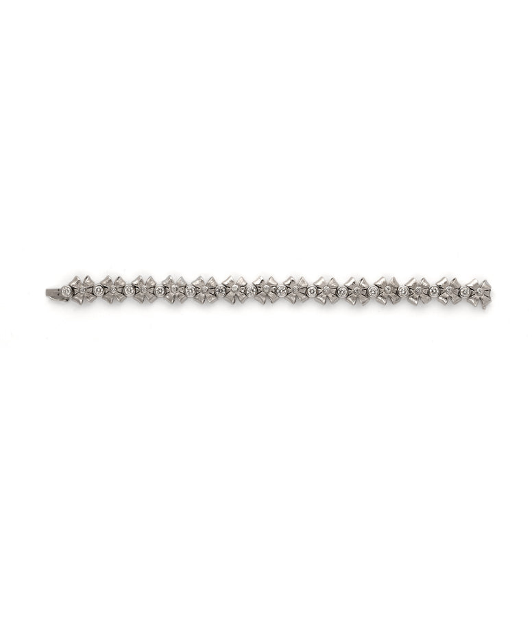 FLOWERY DIAMOND BRACELET