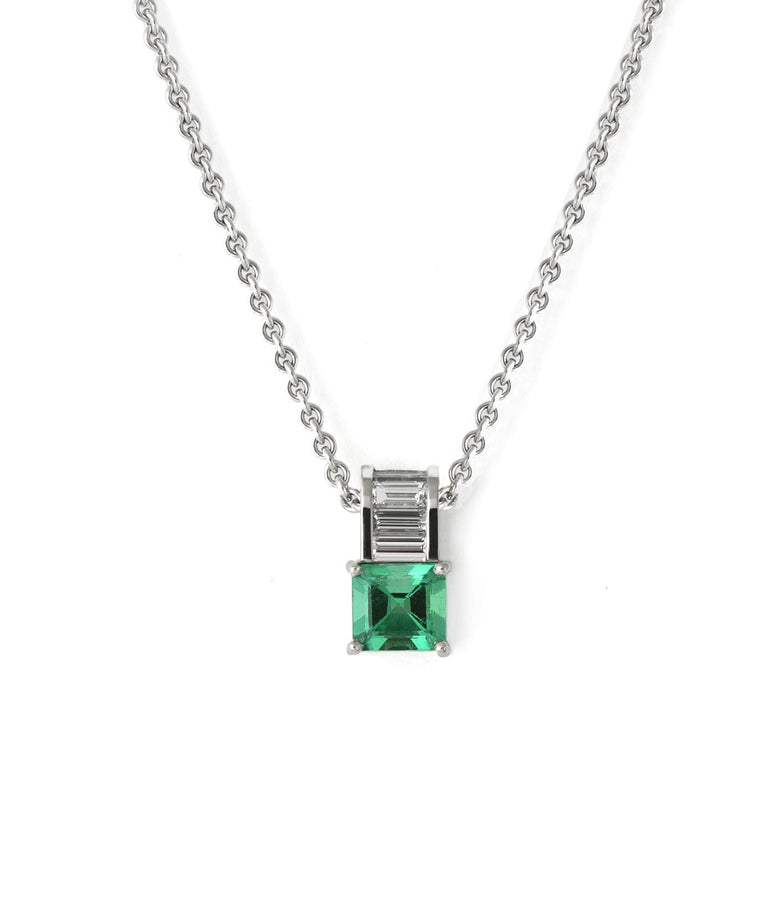 Aura Emerald Pendant Necklace | The Gold Gods