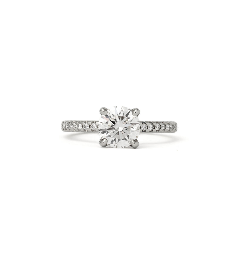 BRILLIANT CUT DIAMOND WITH PAVE RING